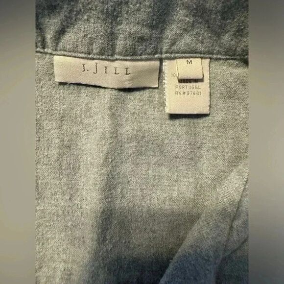 J. Jill Cotton Blouse with Floral Embroidery | Light Blue-Gray | Size M - Picture 4 of 9